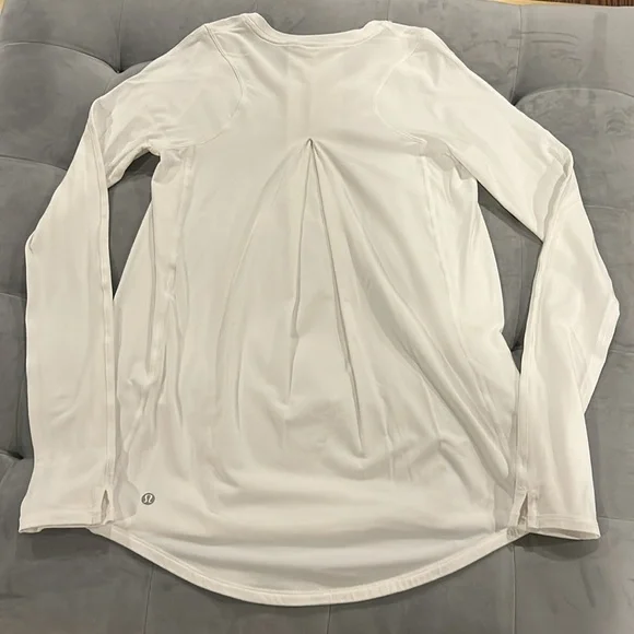 🦄 RARE Lululemon Tuck and Flow Long Sleeve White 6 - Picture 5 of 7